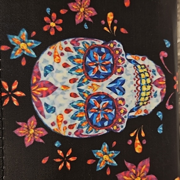 Tawi Skull Wallet - Picture 3 of 14